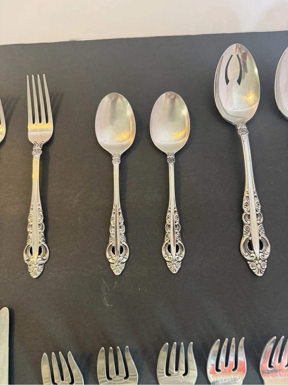 Reed & Barton Royal Majesty Mirror Steel Stainless 23 Pc Service 6 Serving